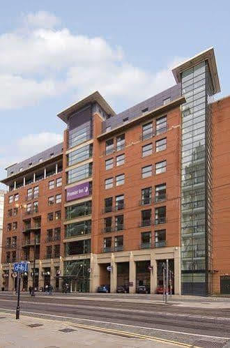 Premier Inn Manchester Central ภายนอก รูปภาพ